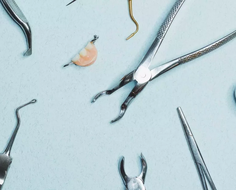 La chirurgia nello studio dentistico